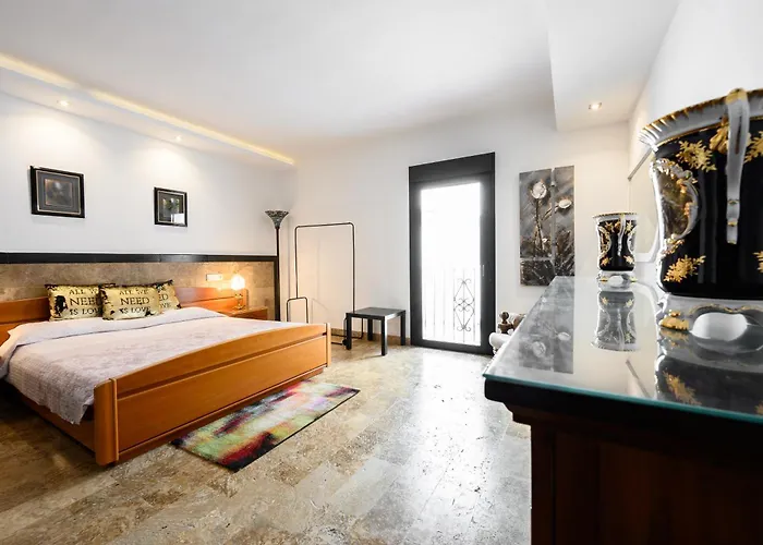 Puerto Banus Ecoathera 3 Bedroom *